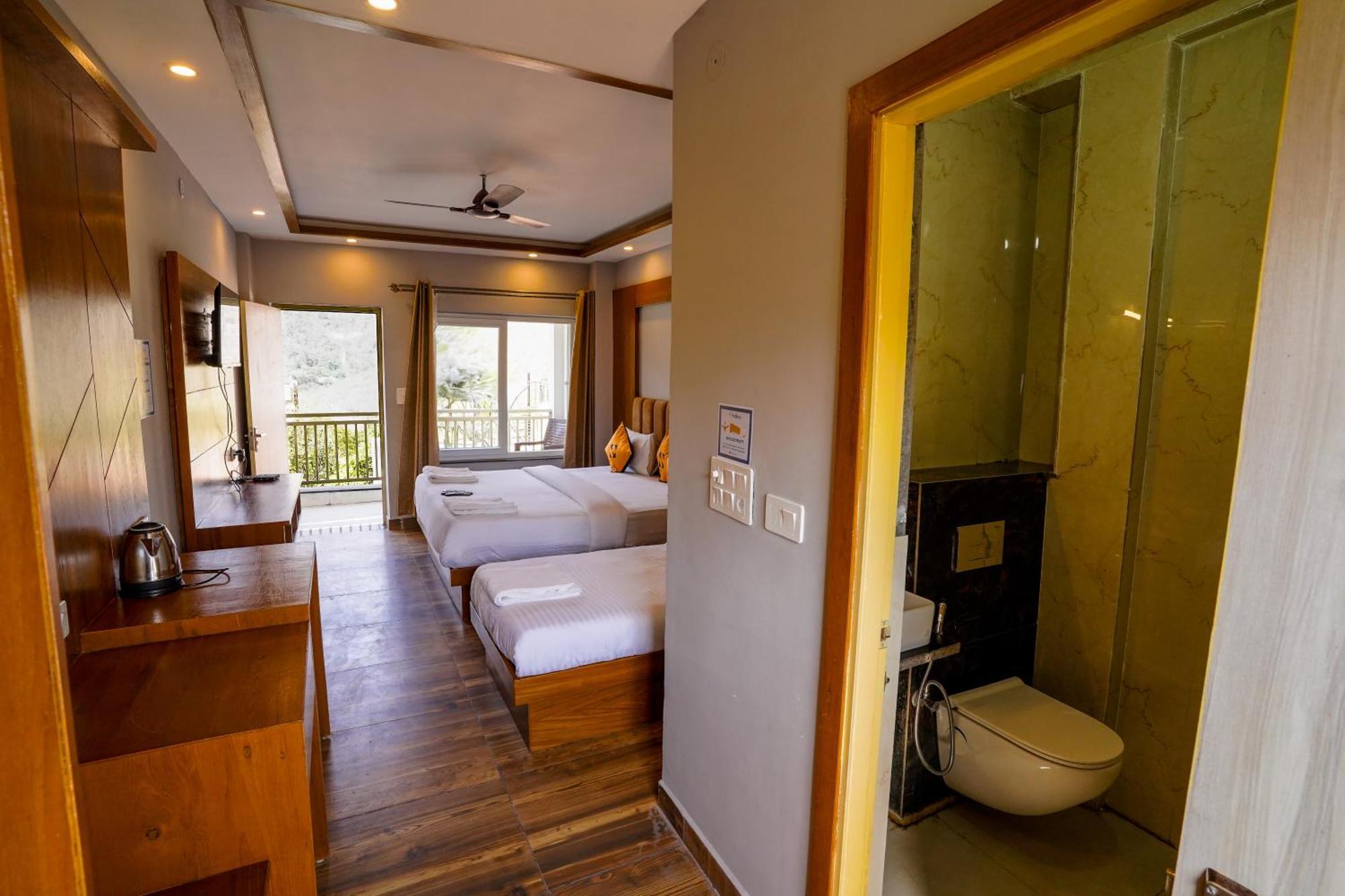 Хостел Hide-In Rishikesh, Laxman Jhula Экстерьер фото
