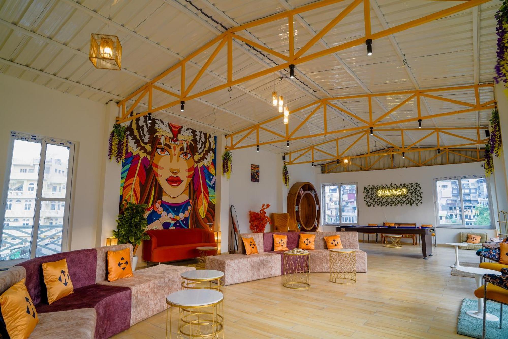 Хостел Hide-In Rishikesh, Laxman Jhula Экстерьер фото